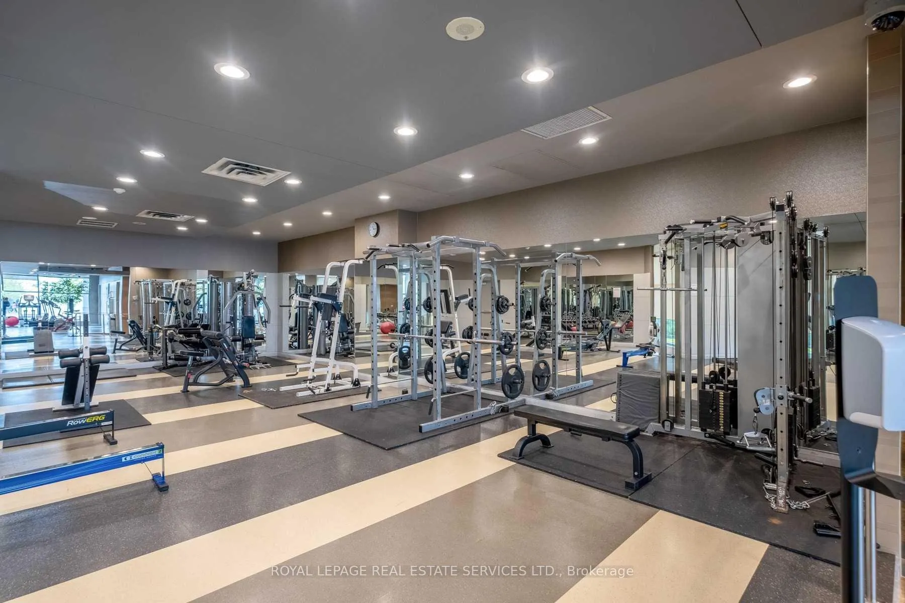 Photo 9 of Unit 328, 230 Queens Quay W, Toronto, Waterfront Communities — HOMEH