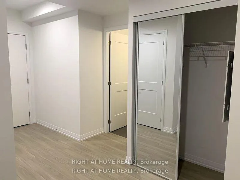 Photo 11 of Unit 515, 50 Dunfield Avenue, Toronto, Mount Pleasant East — HOMEH