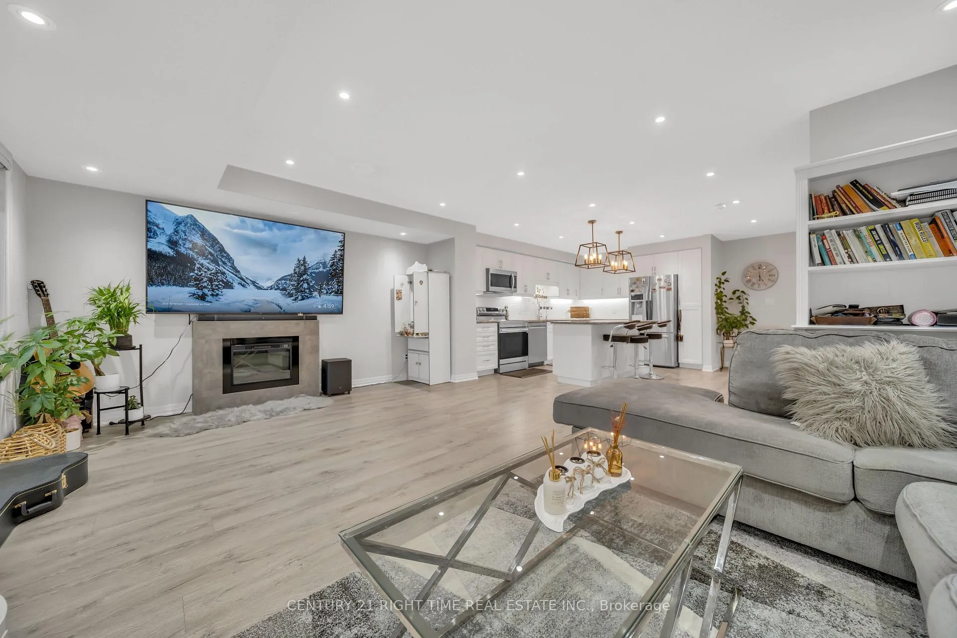 Photo 15 of 78 Progress Crescent, Kitchener — HOMEH