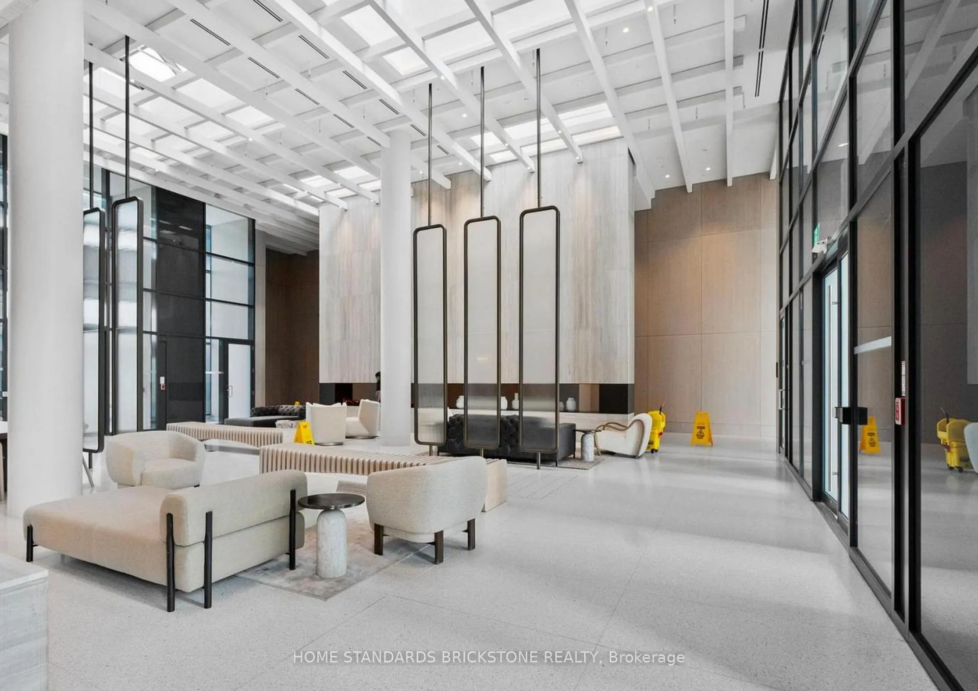 Photo 2 of Unit 3707, 28 Interchange Way W, Vaughan, Vaughan Corporate Centre — HOMEH