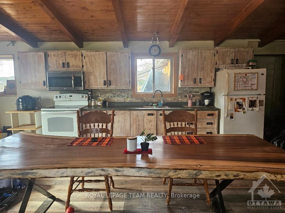 Photo 7 of 1700 County 2 Road E, Edwardsburgh/Cardinal, Edwardsburgh/Cardinal Twp — HOMEH