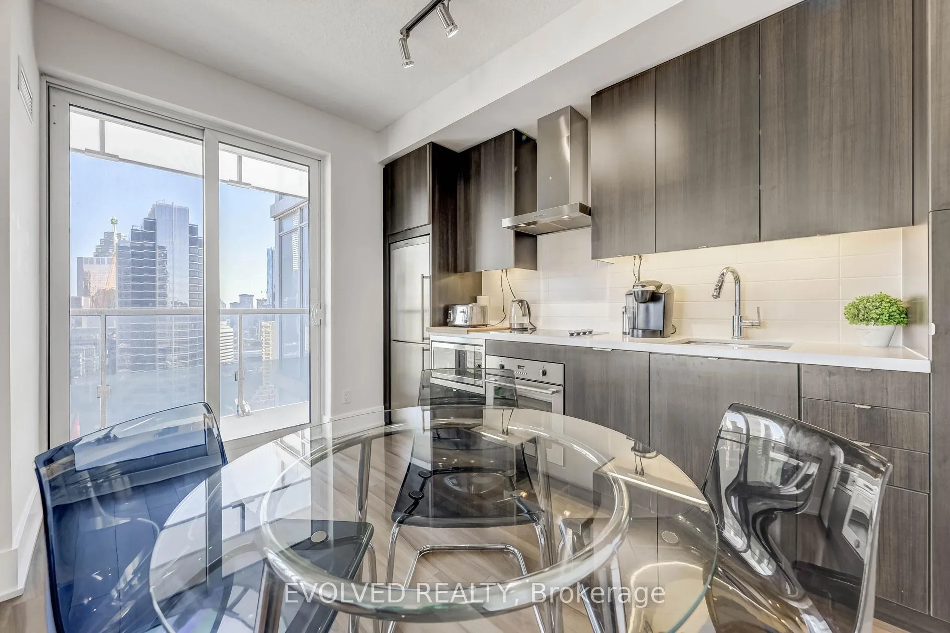 Photo 7 of Unit 3105, 300 Front Street, Toronto, Waterfront Communities — HOMEH