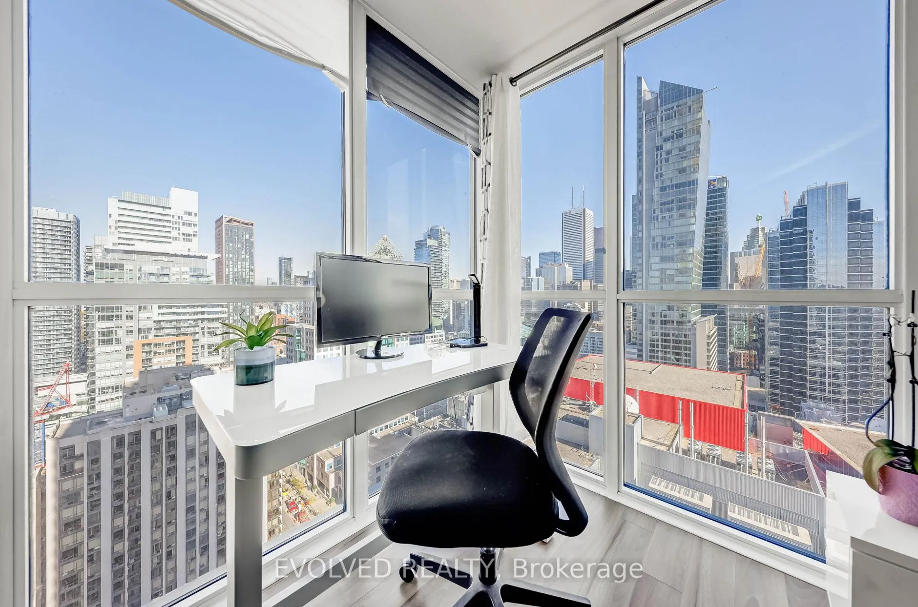 Photo 12 of Unit 3105, 300 Front Street, Toronto, Waterfront Communities — HOMEH