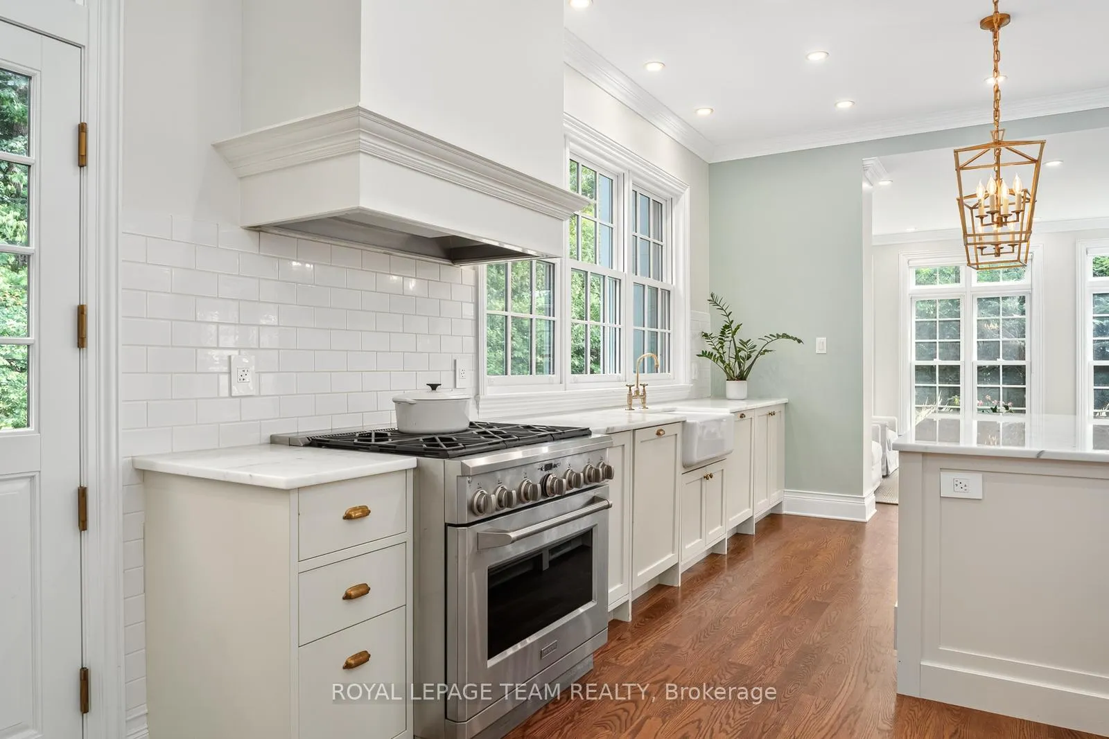 Photo 9 of 140 Howick Street, Ottawa, Rockcliffe — HOMEH