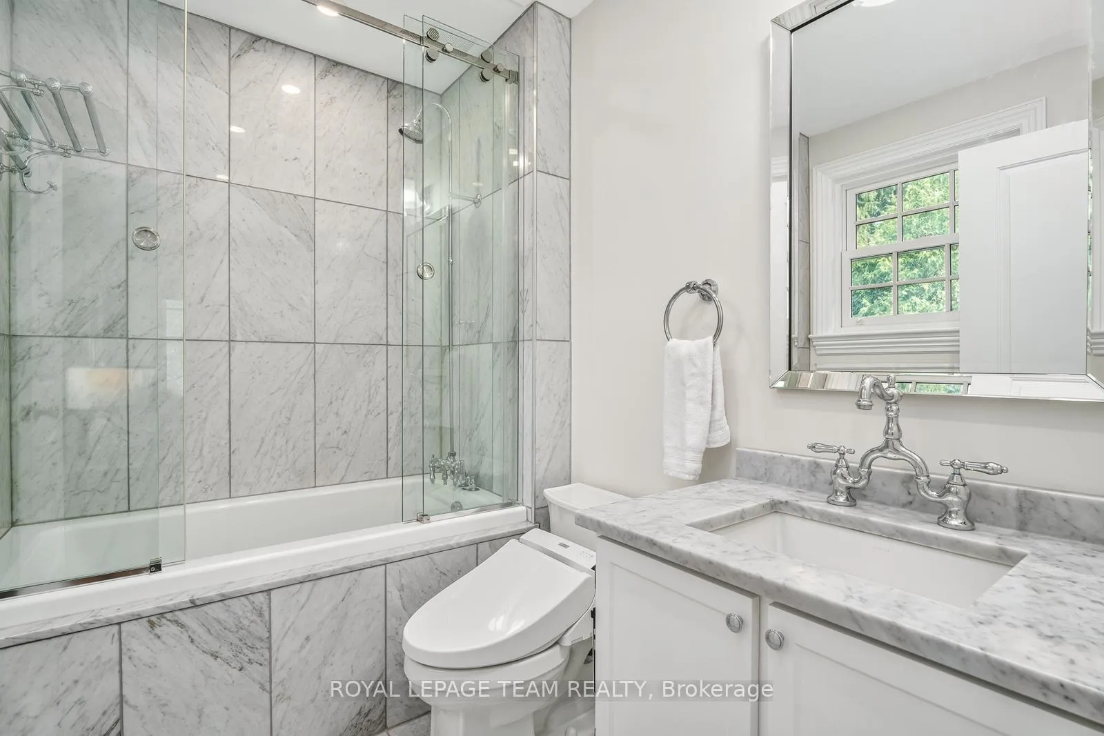 Photo 19 of 140 Howick Street, Ottawa, Rockcliffe — HOMEH