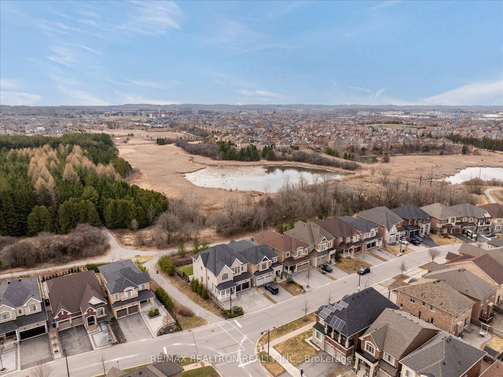 Photo 48 of 150 Crane Street, Aurora, Rural Aurora — HOMEH