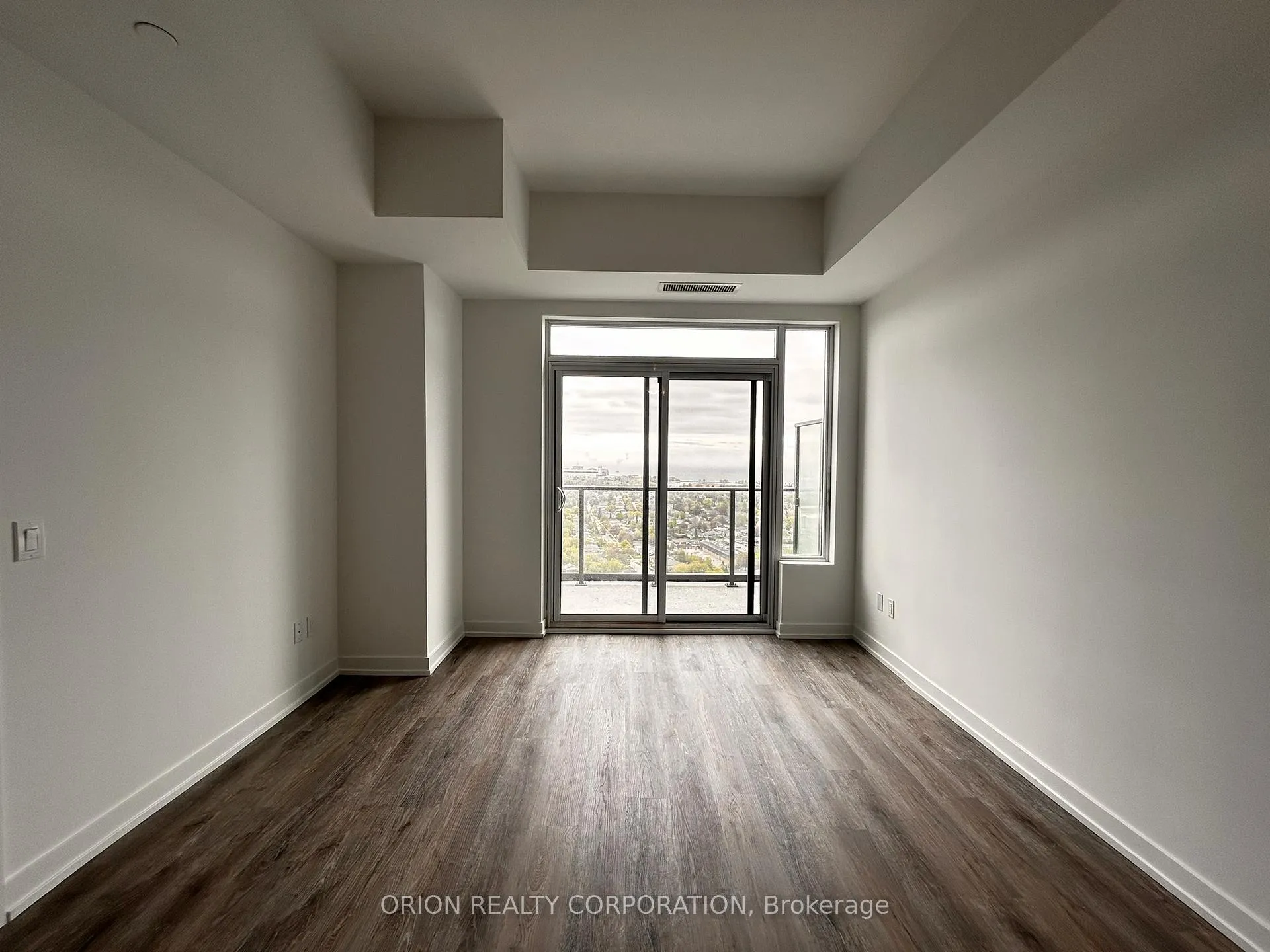 Photo 7 of Unit 2904, 1435 Celebration Drive, Pickering, Bay Ridges — HOMEH