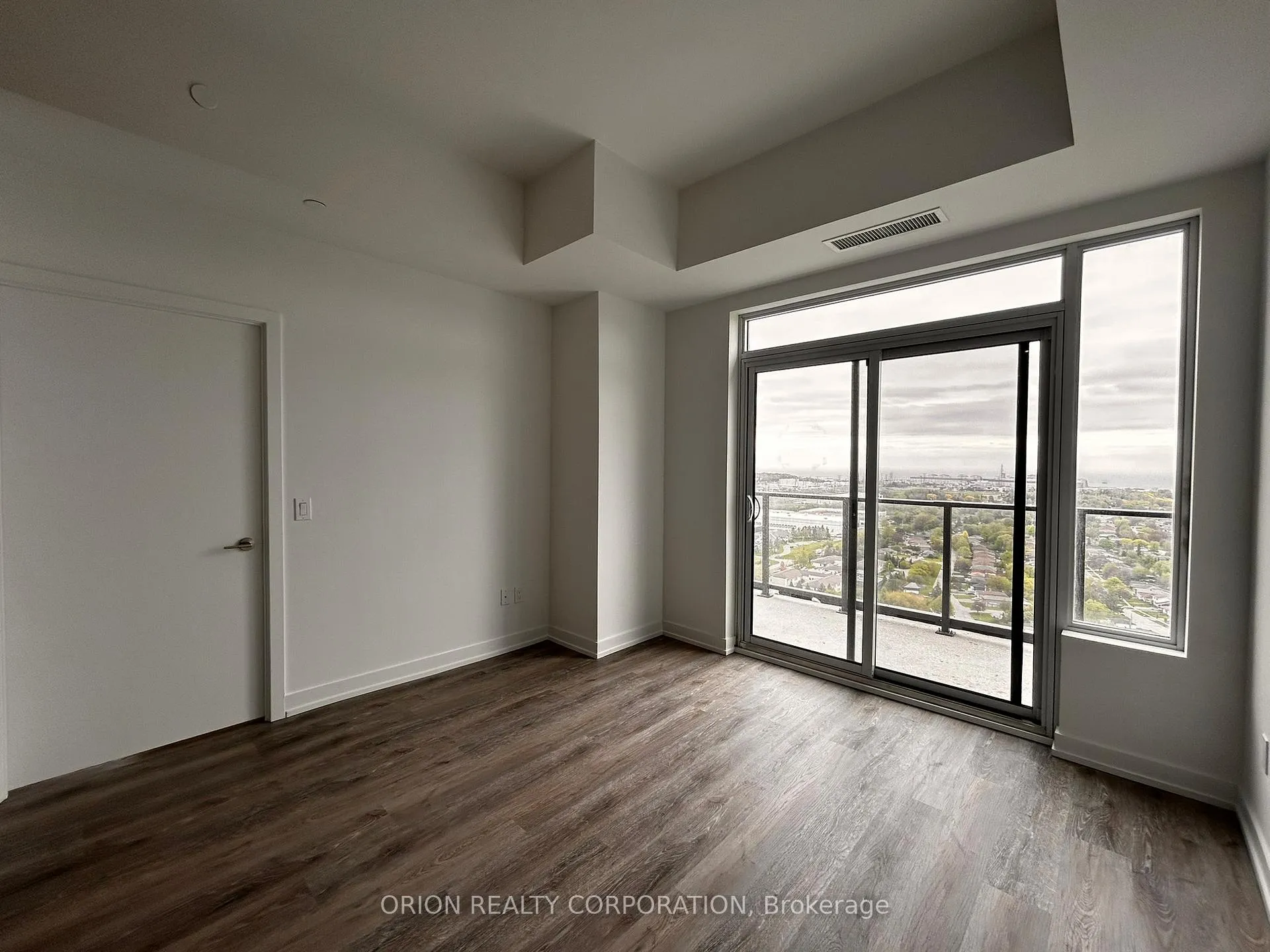 Photo 9 of Unit 2904, 1435 Celebration Drive, Pickering, Bay Ridges — HOMEH