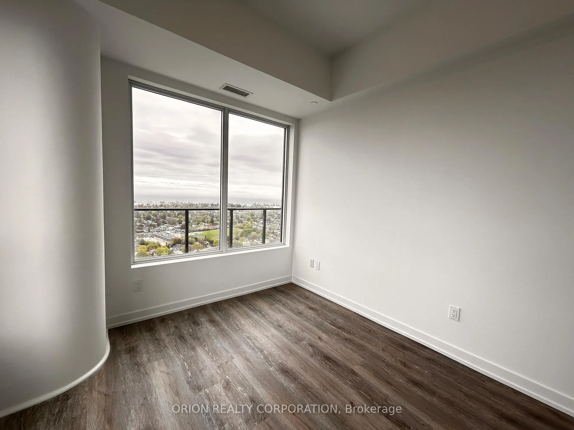 Photo 18 of Unit 2904, 1435 Celebration Drive, Pickering, Bay Ridges — HOMEH