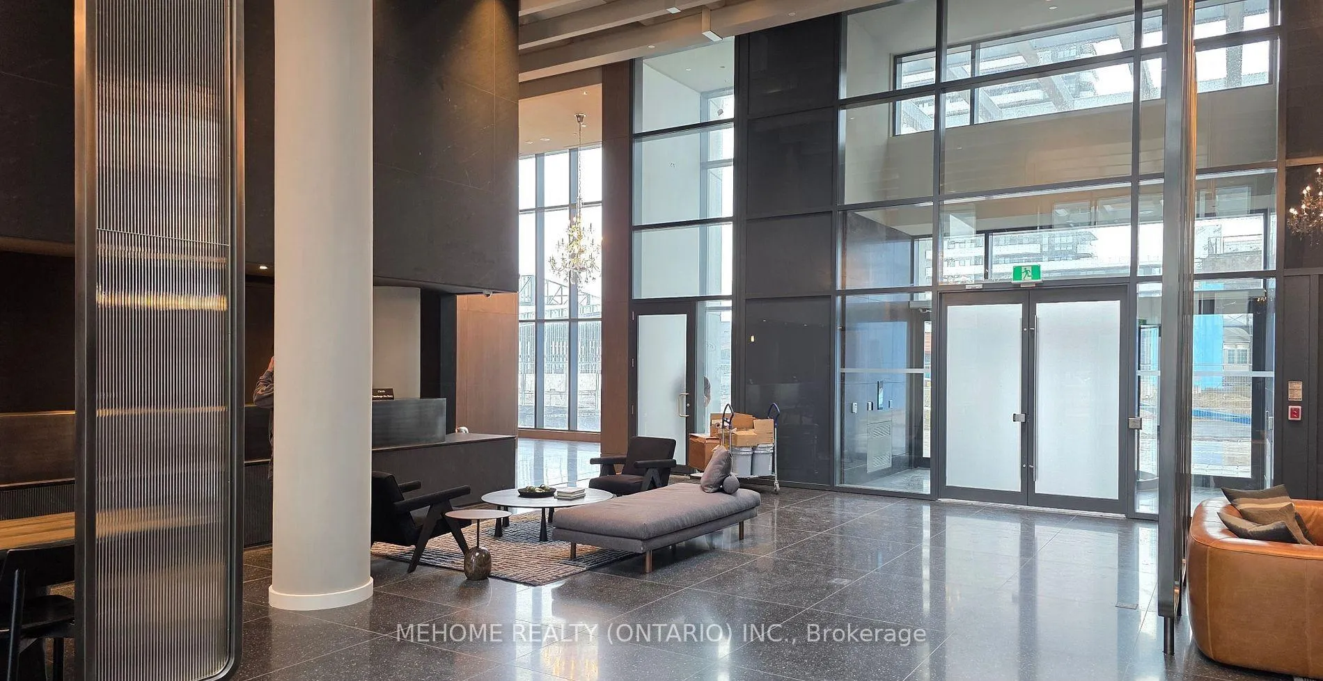 Photo 2 of Unit 4211, 28 Interchange Way, Vaughan, Vaughan Corporate Centre — HOMEH
