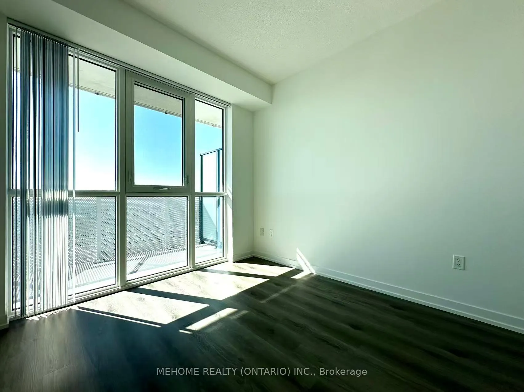Photo 8 of Unit 4211, 28 Interchange Way, Vaughan, Vaughan Corporate Centre — HOMEH