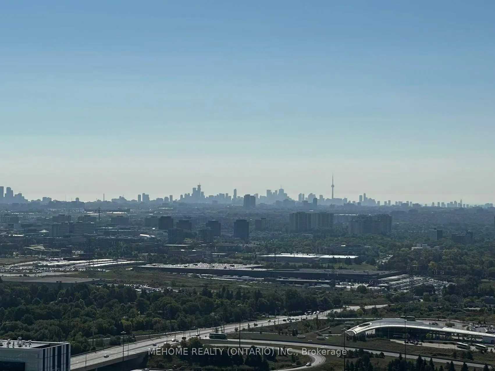 Photo 15 of Unit 4211, 28 Interchange Way, Vaughan, Vaughan Corporate Centre — HOMEH