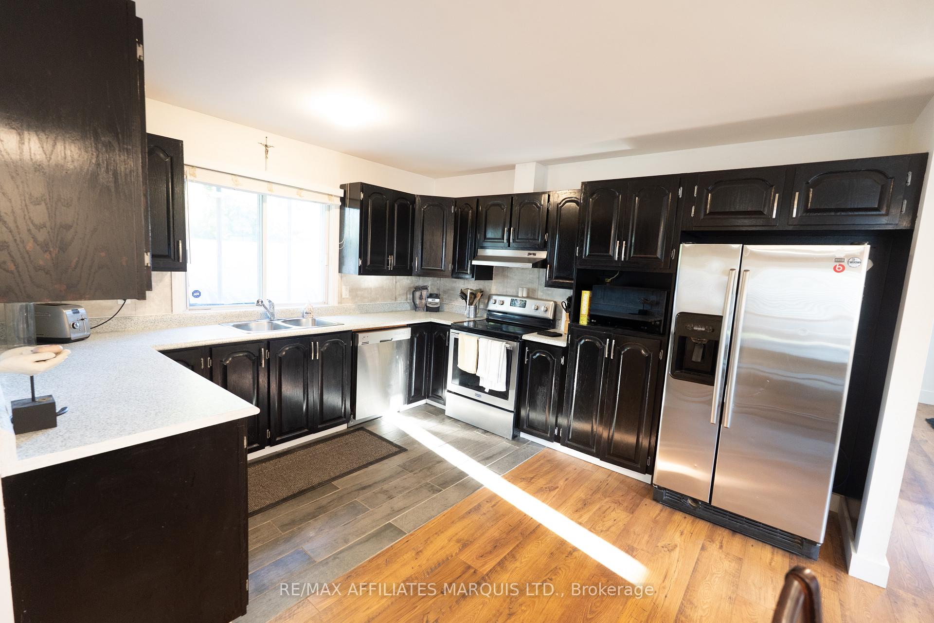 Photo 8 of 1017 Marleau Avenue, Cornwall — HOMEH