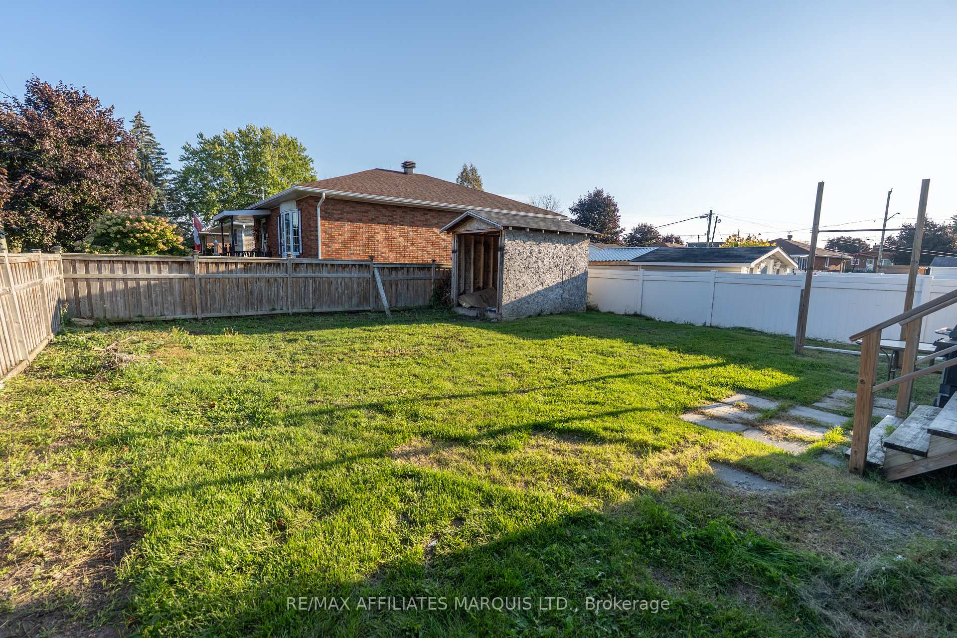 Photo 25 of 1017 Marleau Avenue, Cornwall — HOMEH