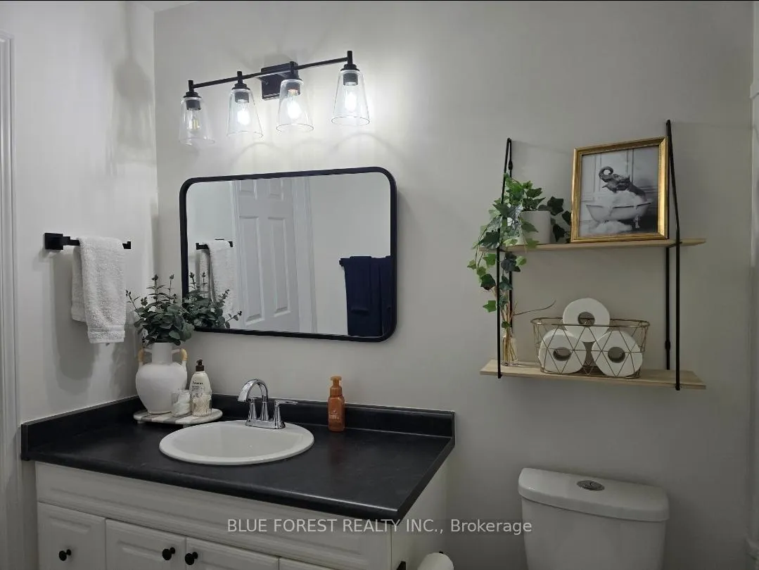 Photo 12 of 433 Highview Drive, St. Thomas — HOMEH