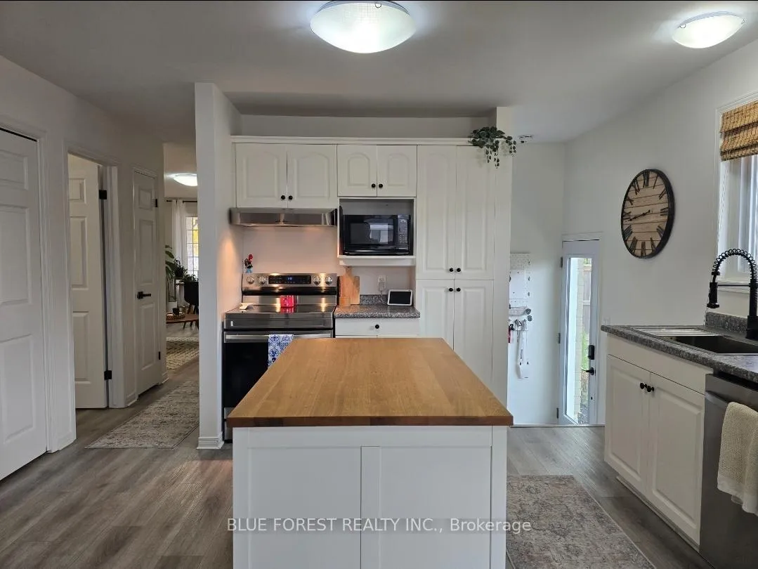 Photo 14 of 433 Highview Drive, St. Thomas — HOMEH