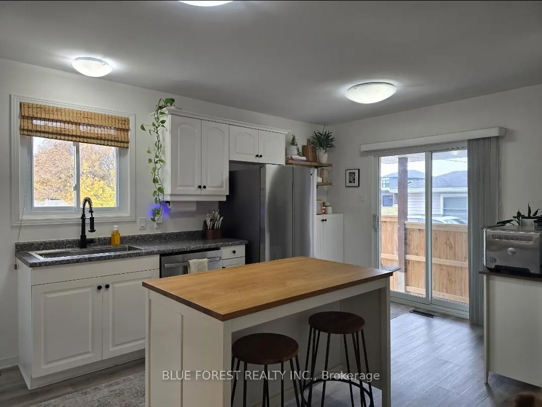 Photo 15 of 433 Highview Drive, St. Thomas — HOMEH