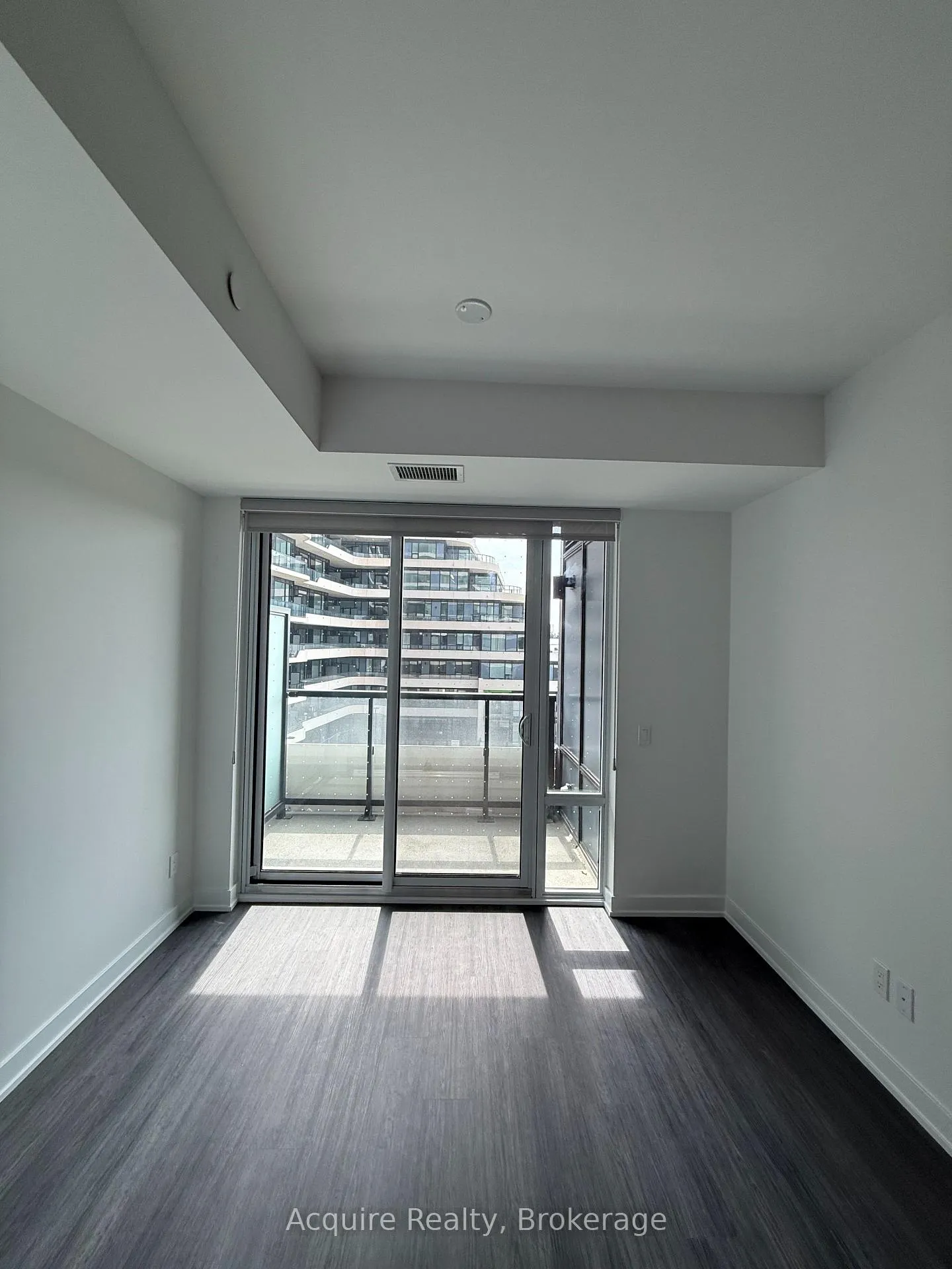 Photo 6 of Unit 404, 8188 Yonge Street, Vaughan, Uplands — HOMEH