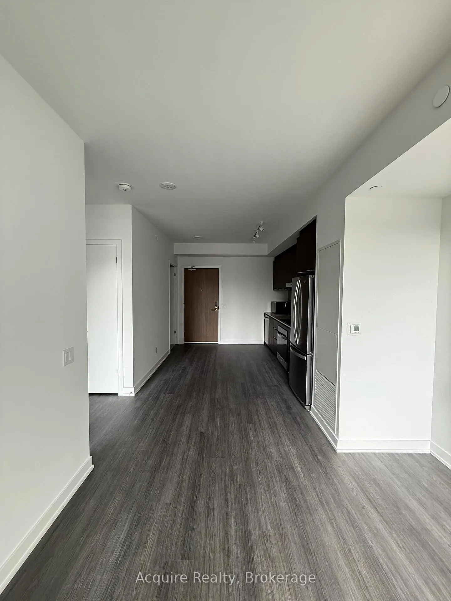 Photo 7 of Unit 404, 8188 Yonge Street, Vaughan, Uplands — HOMEH