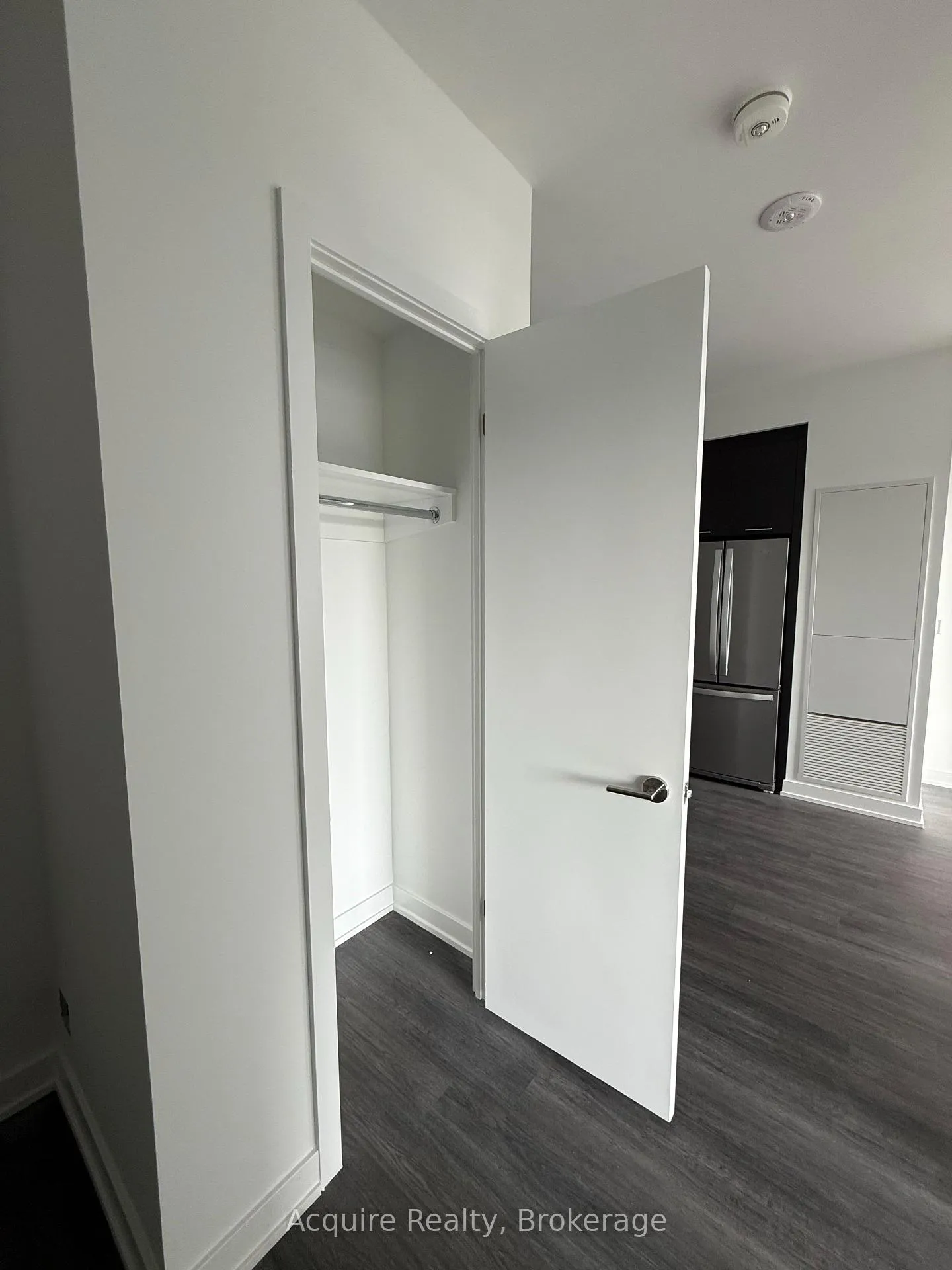 Photo 10 of Unit 404, 8188 Yonge Street, Vaughan, Uplands — HOMEH