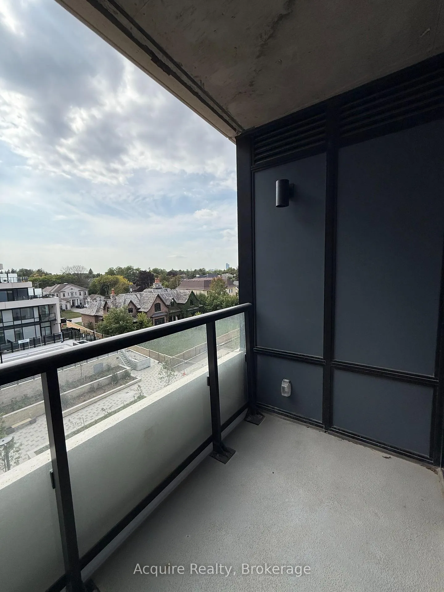 Photo 16 of Unit 404, 8188 Yonge Street, Vaughan, Uplands — HOMEH