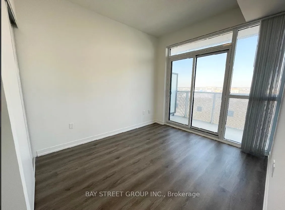 Photo 10 of Unit 912, 225 Commerce Street, Vaughan, Vaughan Corporate Centre — HOMEH