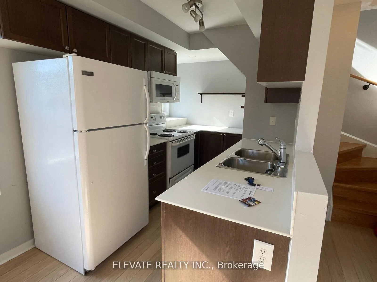 Photo 5 of Unit 2, 817 Dundas Street E, Toronto, South Riverdale — HOMEH
