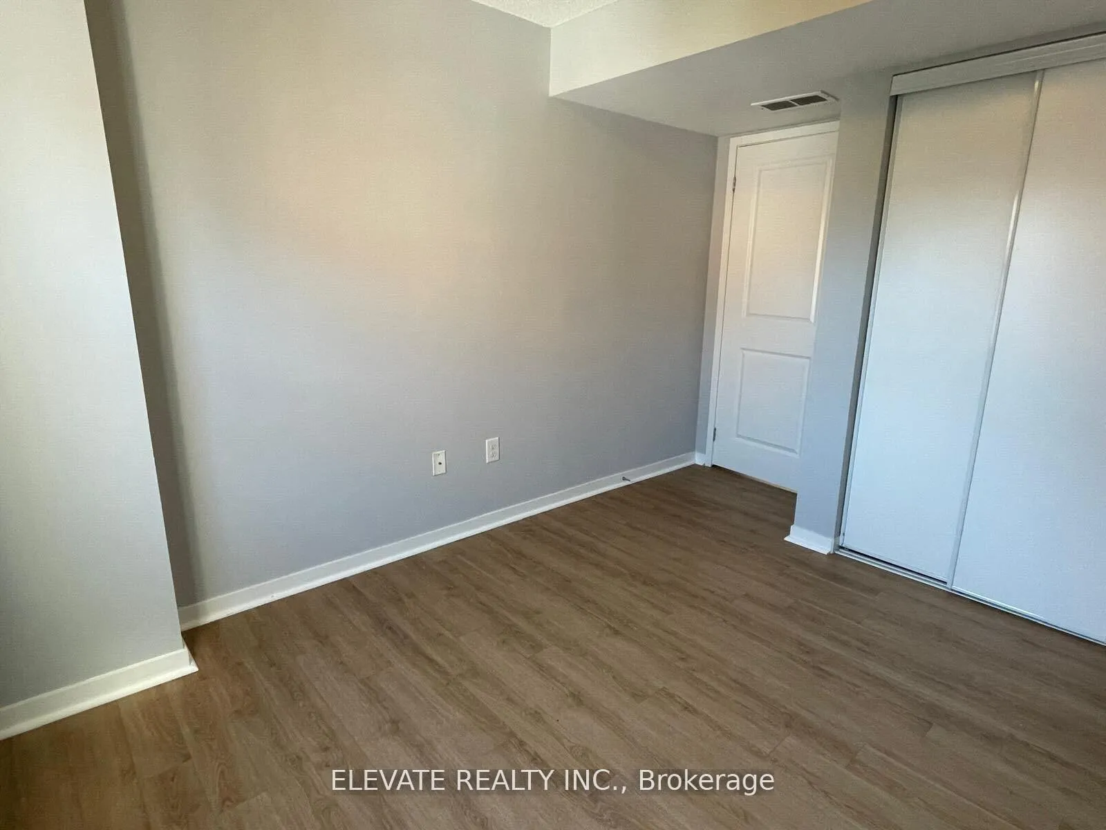 Photo 10 of Unit 2, 817 Dundas Street E, Toronto, South Riverdale — HOMEH