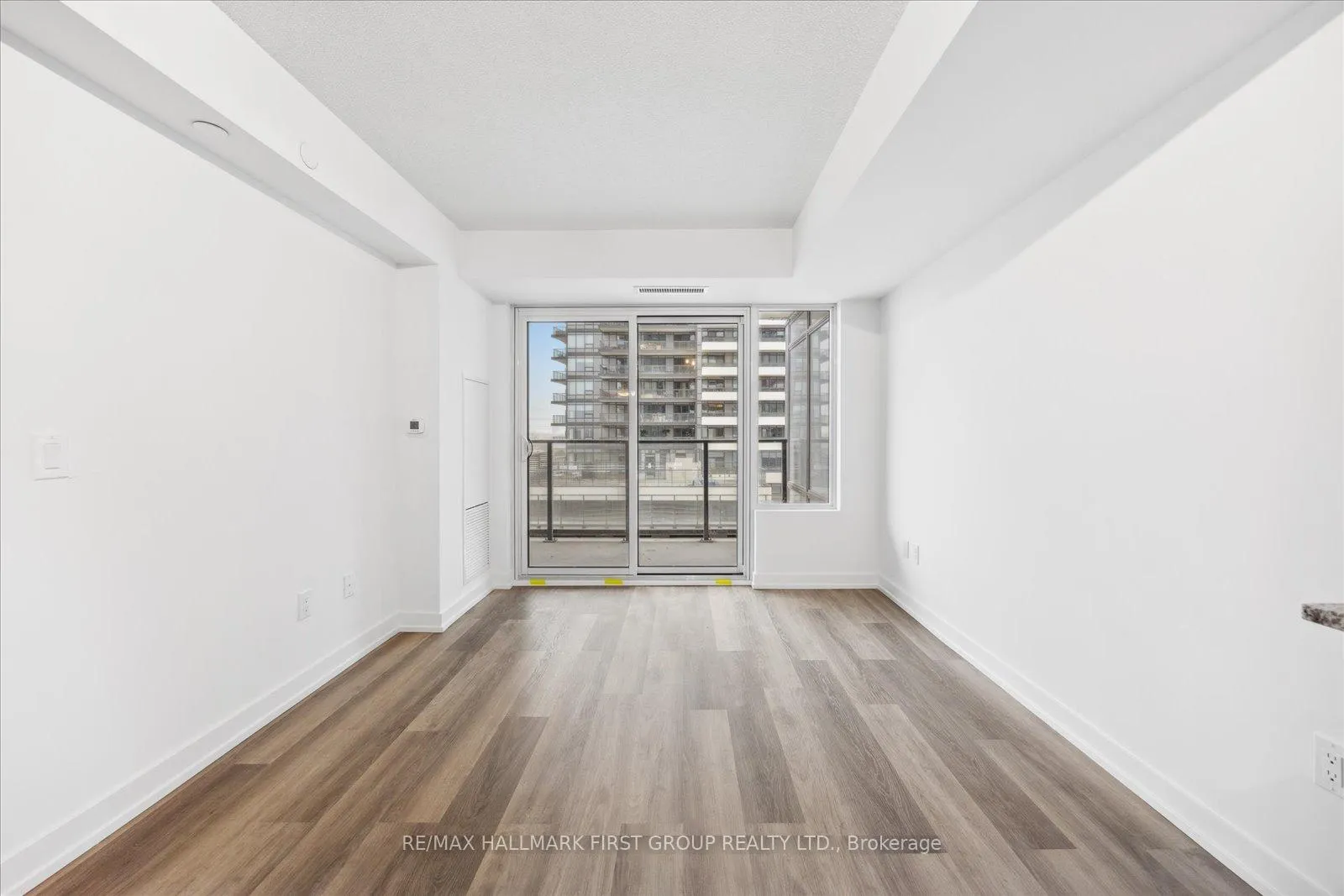 Photo 14 of Unit 807, 1435 Celebration Drive, Pickering, Bay Ridges — HOMEH
