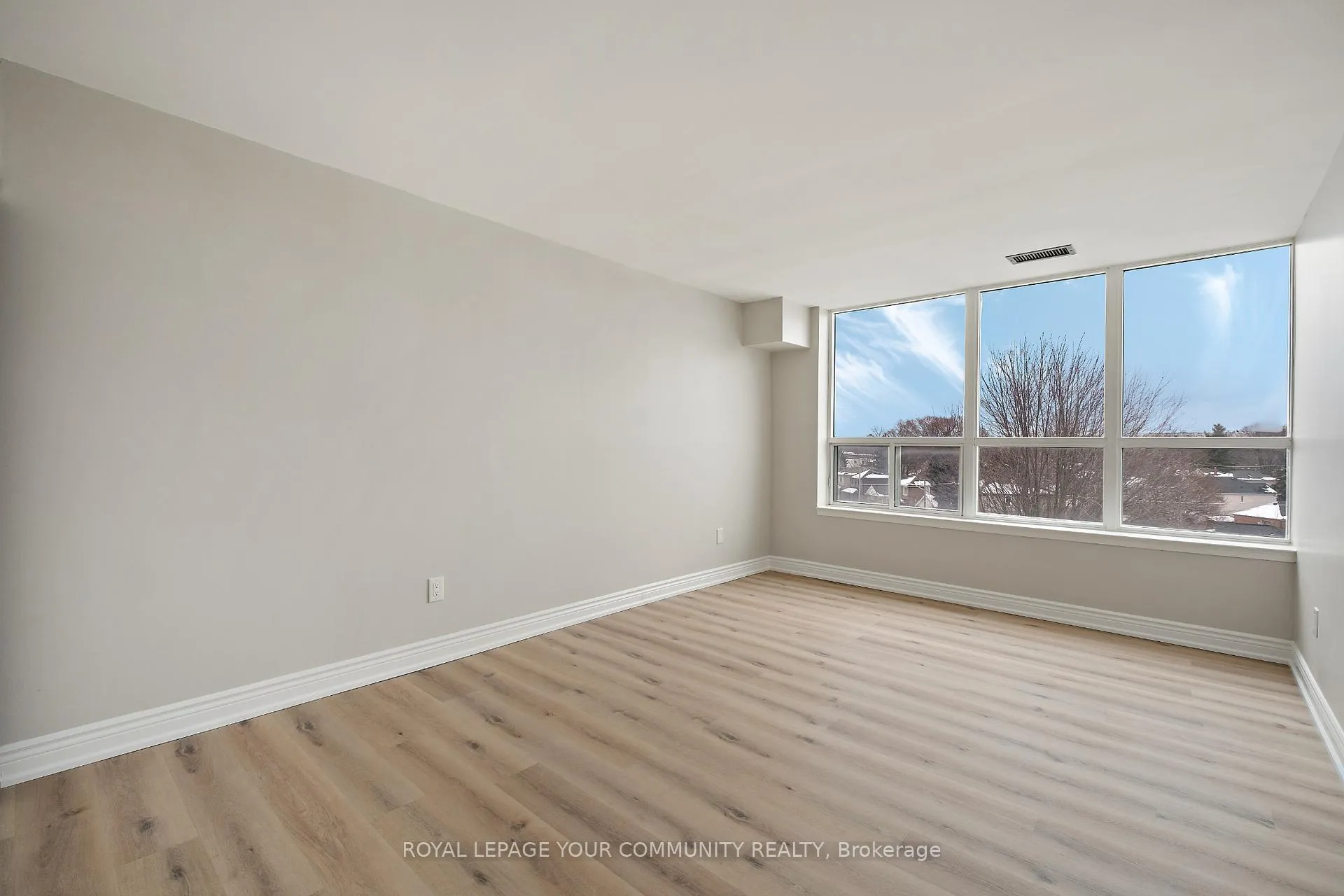 Photo 13 of Unit PH8, 955 O'Connor Drive, Toronto, O'Connor-Parkview — HOMEH
