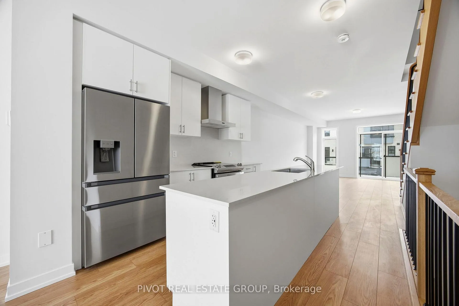 Photo 15 of 16 Pluto Way, Whitby, Brooklin — HOMEH