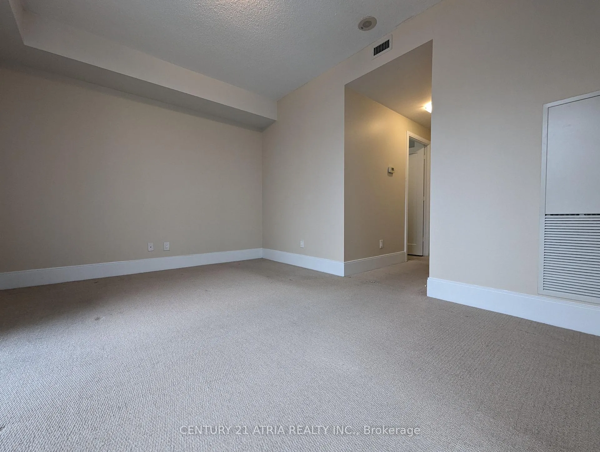 Photo 19 of Unit 702, 25 Broadway Avenue, Toronto, Mount Pleasant West — HOMEH