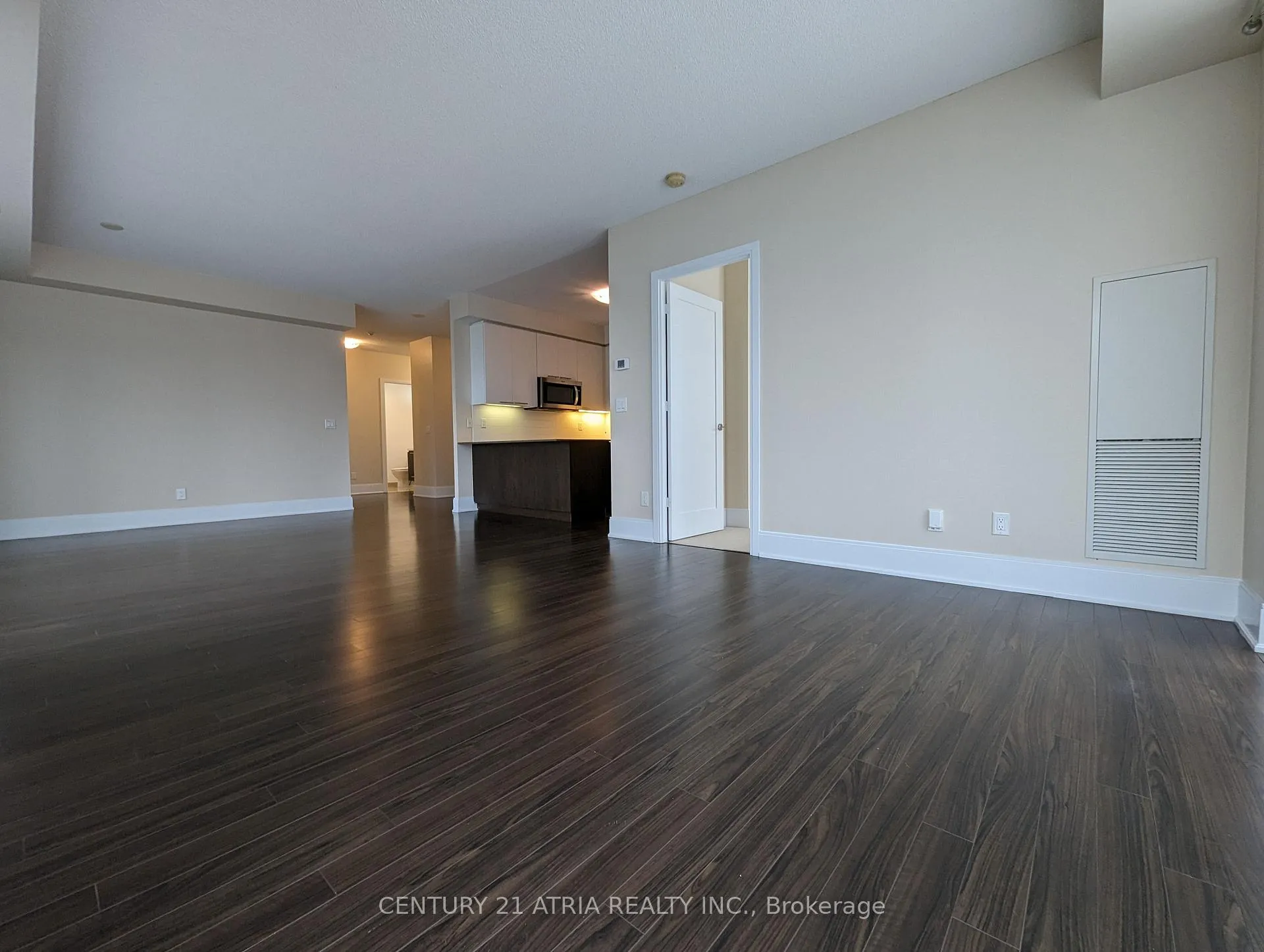 Photo 23 of Unit 702, 25 Broadway Avenue, Toronto, Mount Pleasant West — HOMEH