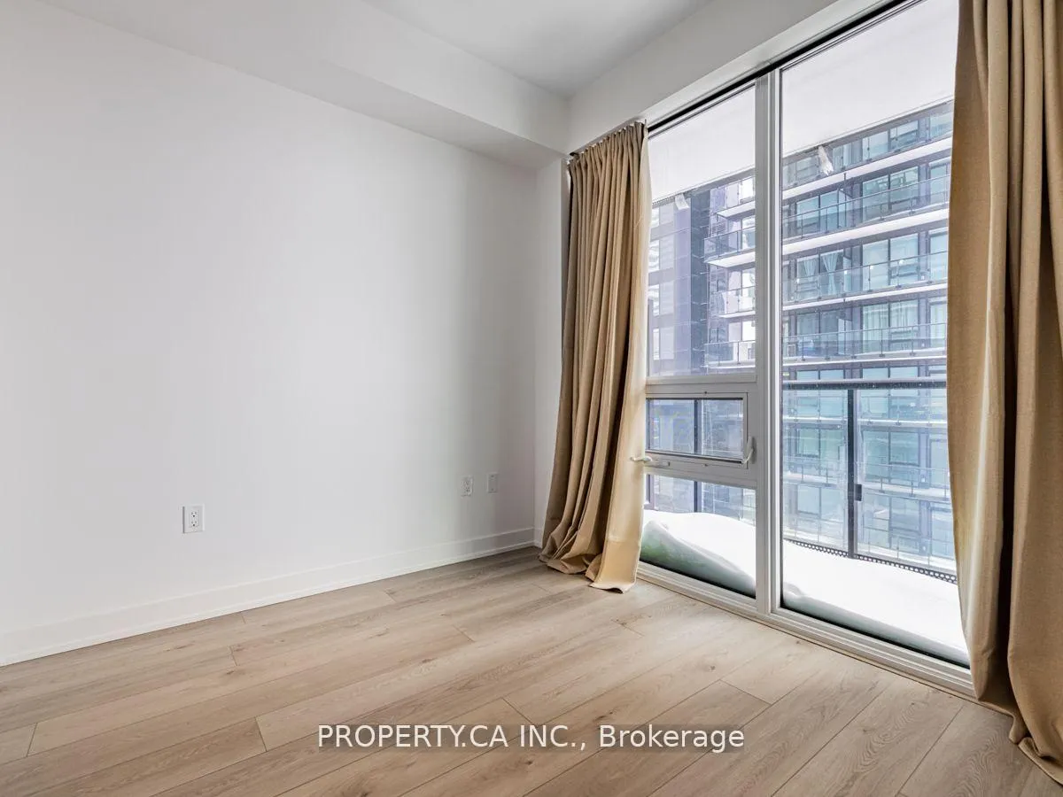 Photo 12 of Unit 1309, 127 Broadway Avenue, Toronto, Mount Pleasant West — HOMEH