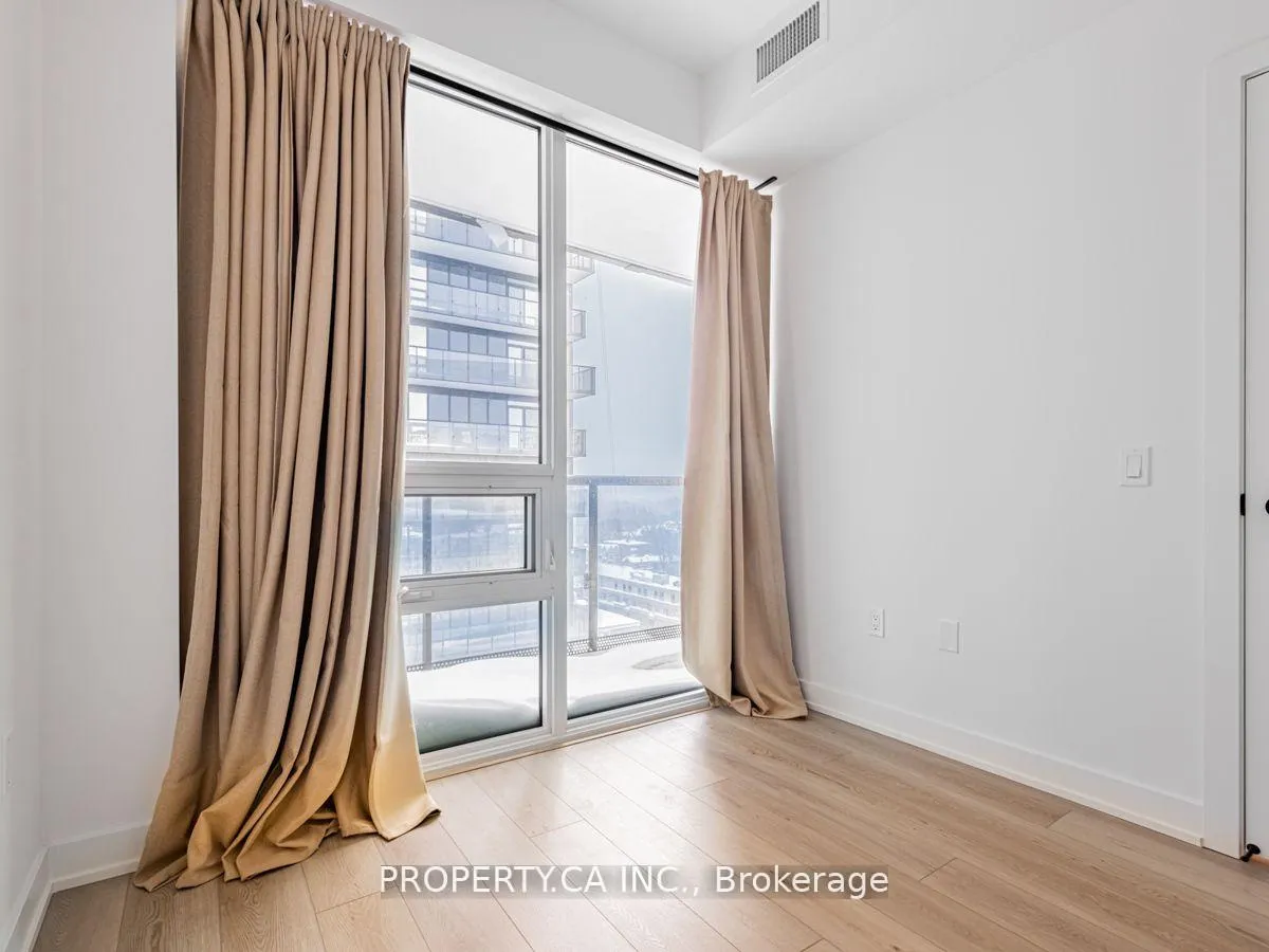Photo 13 of Unit 1309, 127 Broadway Avenue, Toronto, Mount Pleasant West — HOMEH