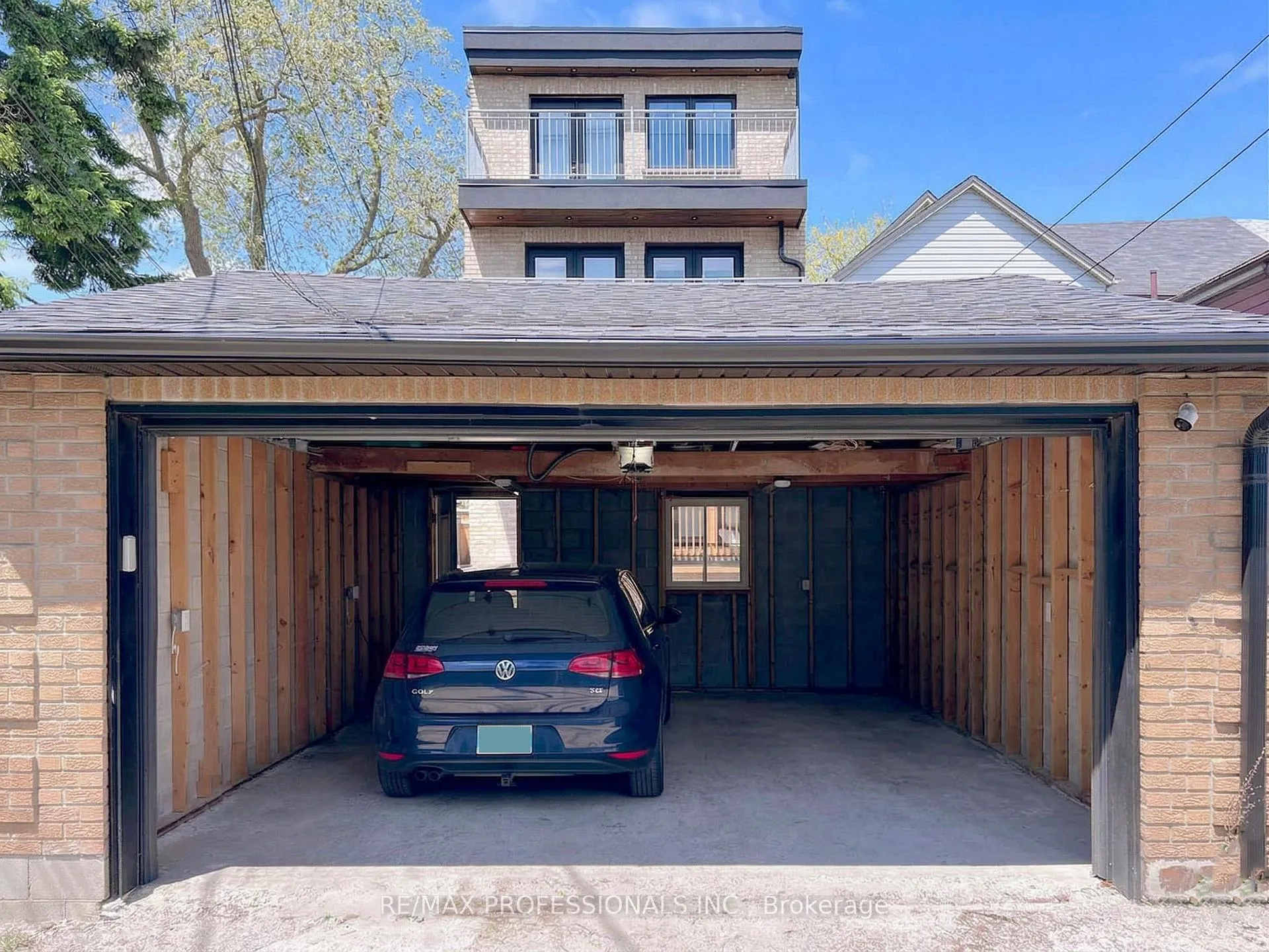Photo 4 of 41 Rolyat Street, Toronto, Trinity-Bellwoods — HOMEH