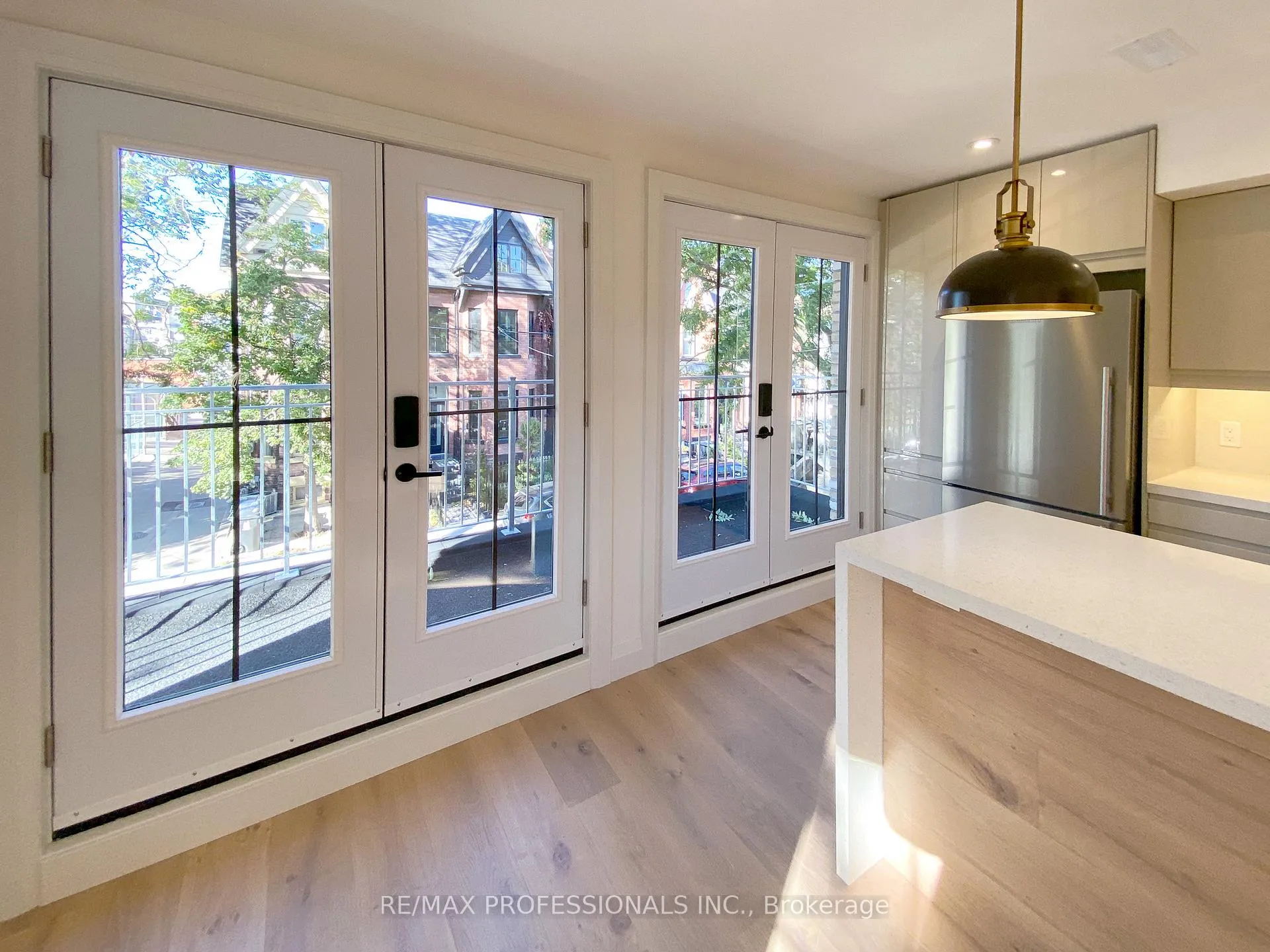 Photo 16 of 41 Rolyat Street, Toronto, Trinity-Bellwoods — HOMEH