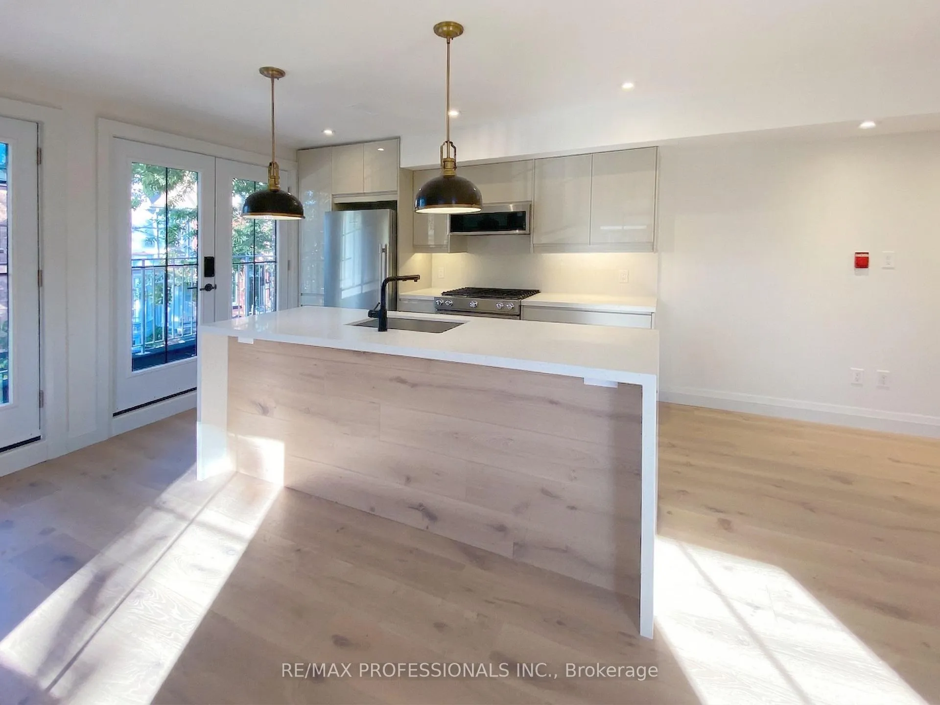 Photo 18 of 41 Rolyat Street, Toronto, Trinity-Bellwoods — HOMEH