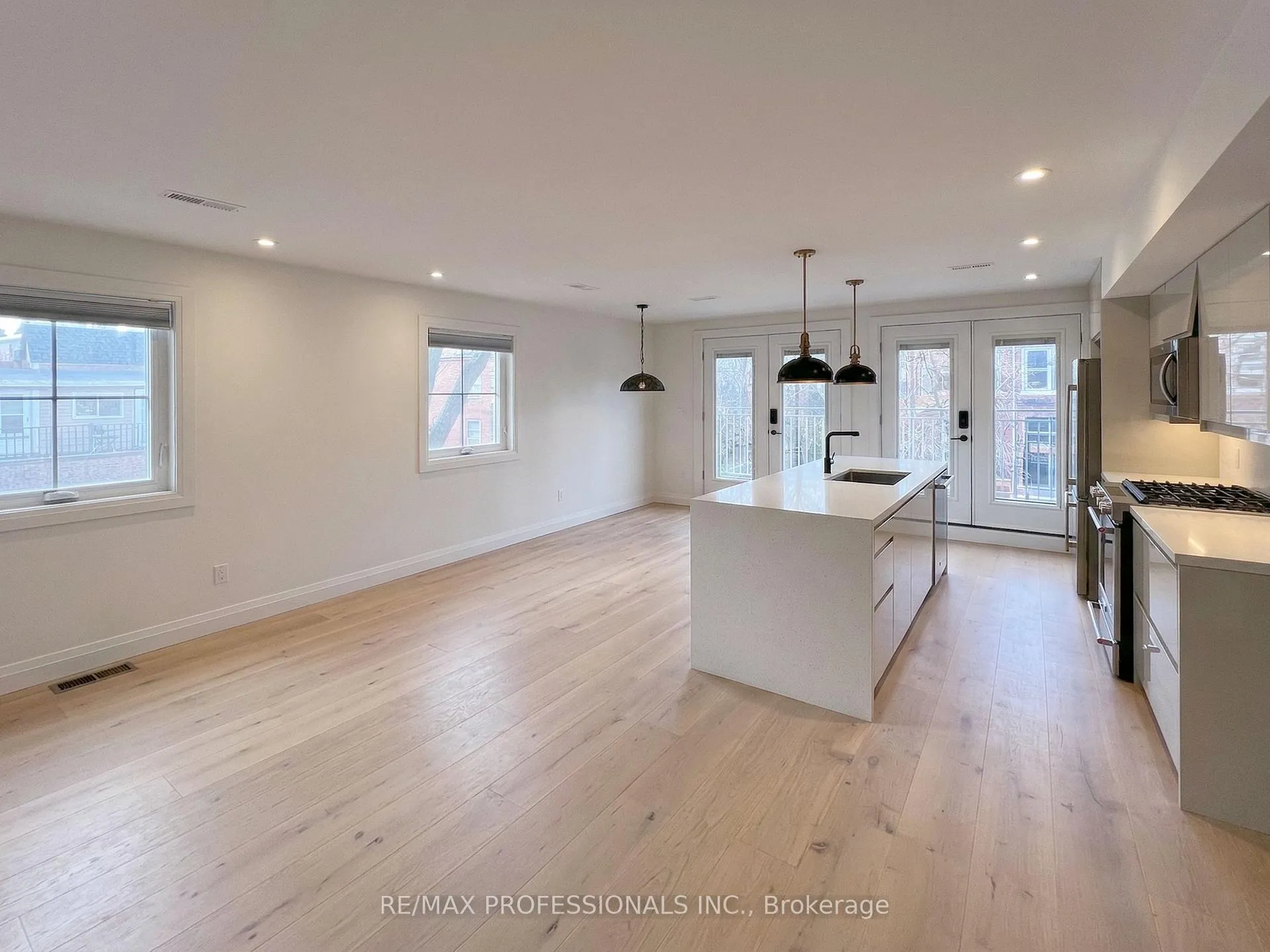 Photo 19 of 41 Rolyat Street, Toronto, Trinity-Bellwoods — HOMEH