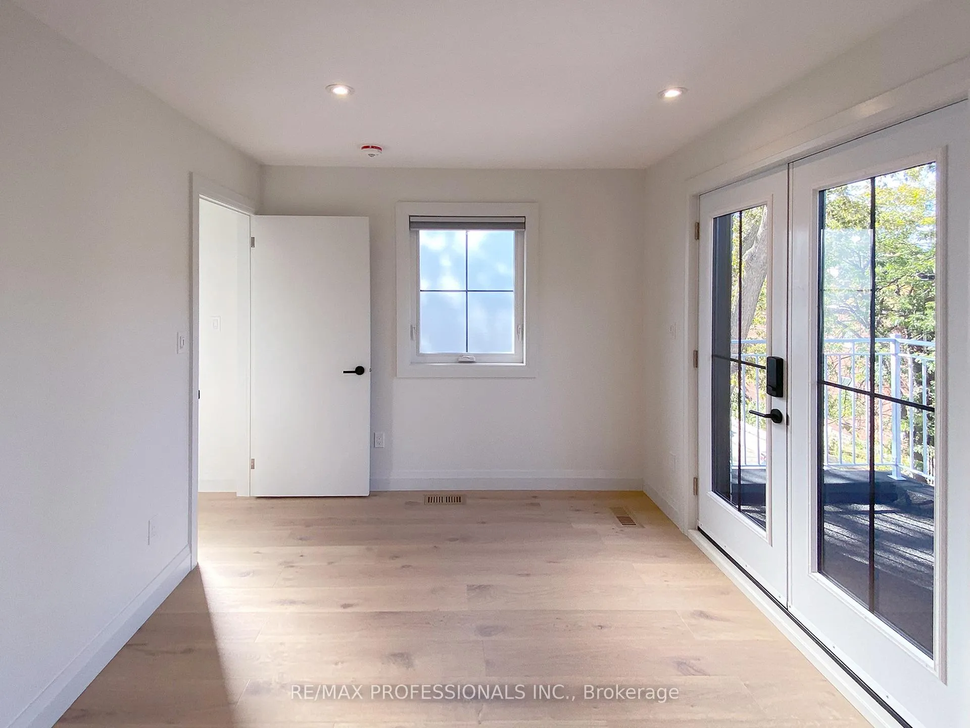 Photo 26 of 41 Rolyat Street, Toronto, Trinity-Bellwoods — HOMEH