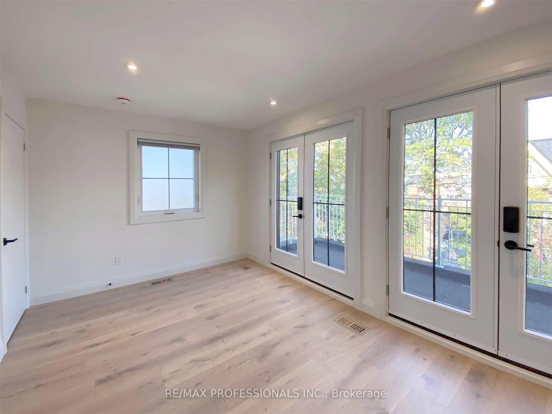 Photo 28 of 41 Rolyat Street, Toronto, Trinity-Bellwoods — HOMEH