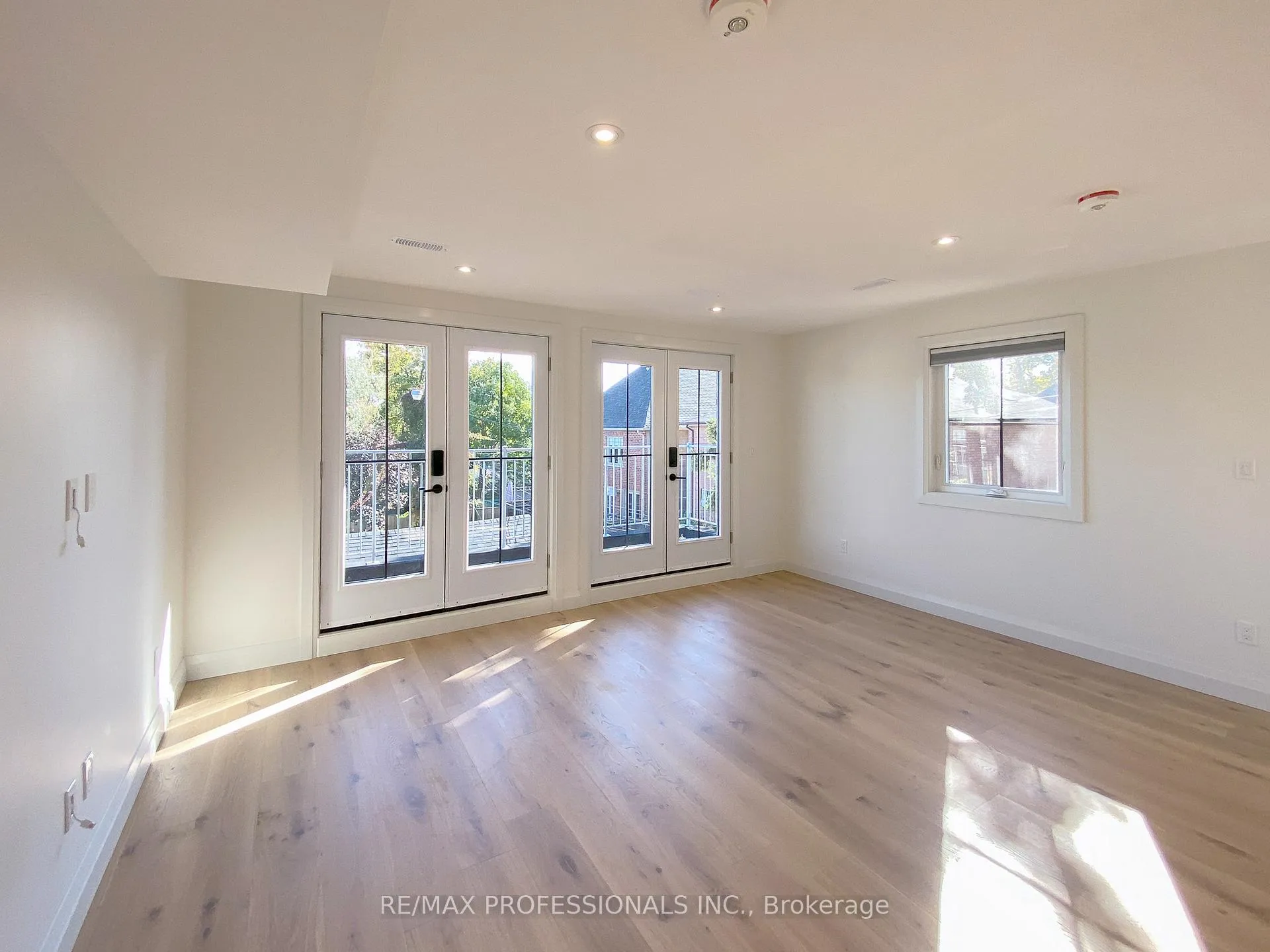 Photo 41 of 41 Rolyat Street, Toronto, Trinity-Bellwoods — HOMEH