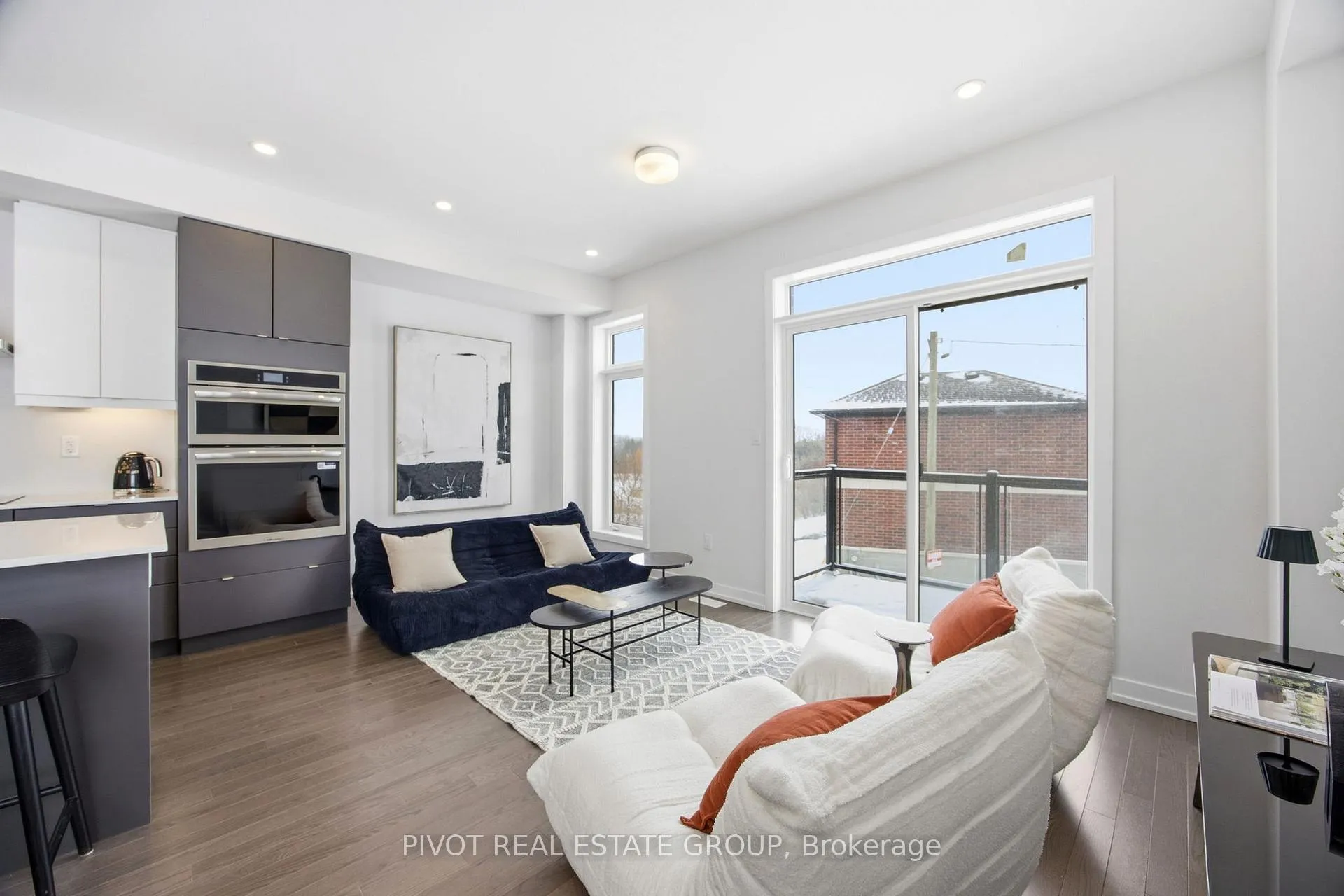 Photo 12 of 46 Observatory Way, Whitby, Brooklin — HOMEH