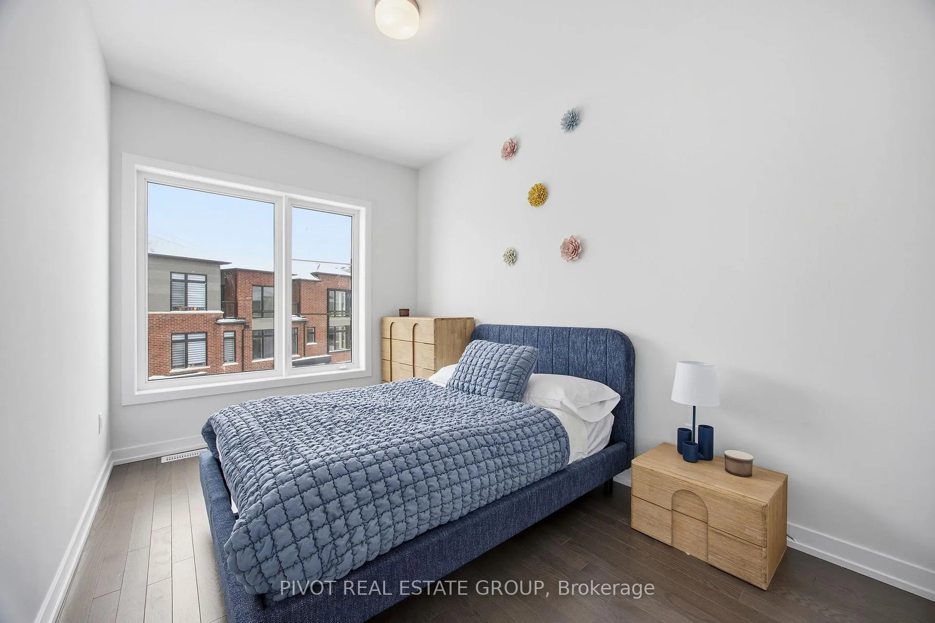 Photo 25 of 46 Observatory Way, Whitby, Brooklin — HOMEH