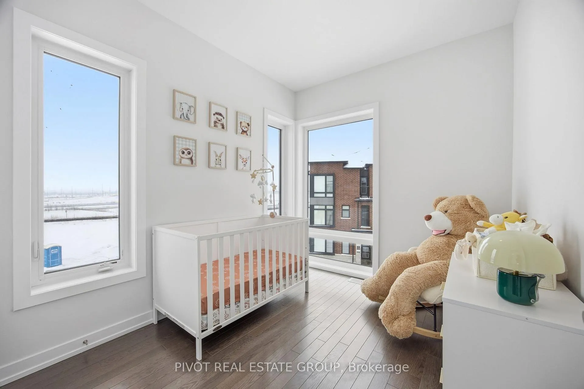 Photo 27 of 46 Observatory Way, Whitby, Brooklin — HOMEH