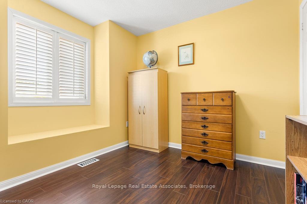 Photo 12 of 2221 Bluegrass Lane, Burlington, Orchard — HOMEH