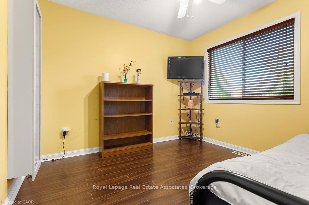 Photo 13 of 2221 Bluegrass Lane, Burlington, Orchard — HOMEH
