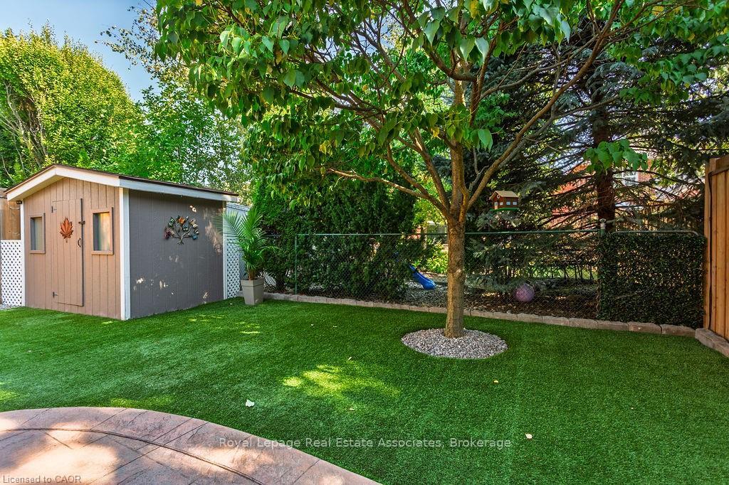 Photo 18 of 2221 Bluegrass Lane, Burlington, Orchard — HOMEH