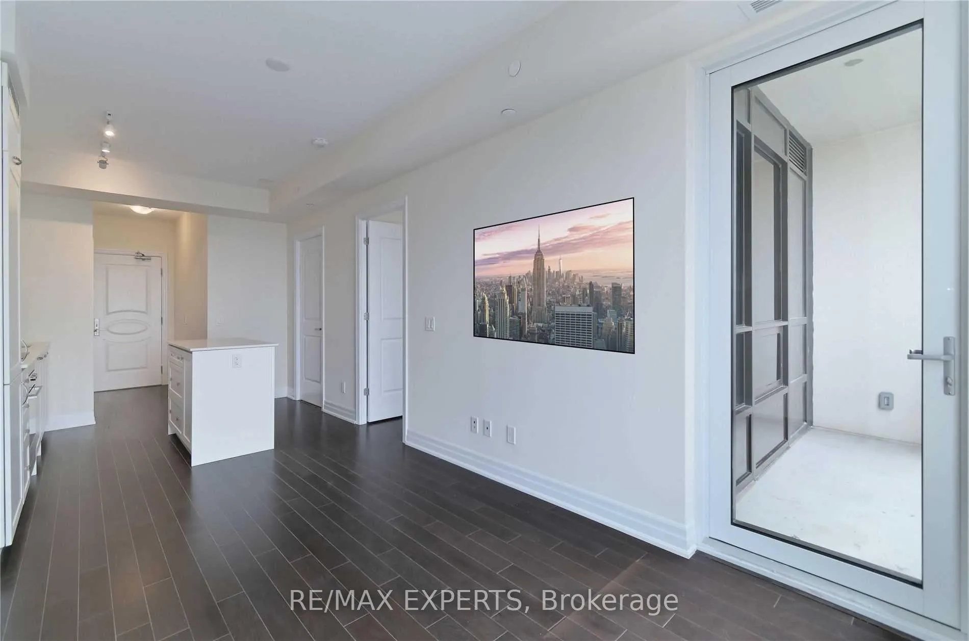 Photo 11 of Unit 907, 9085 Jane Street, Vaughan, Concord — HOMEH