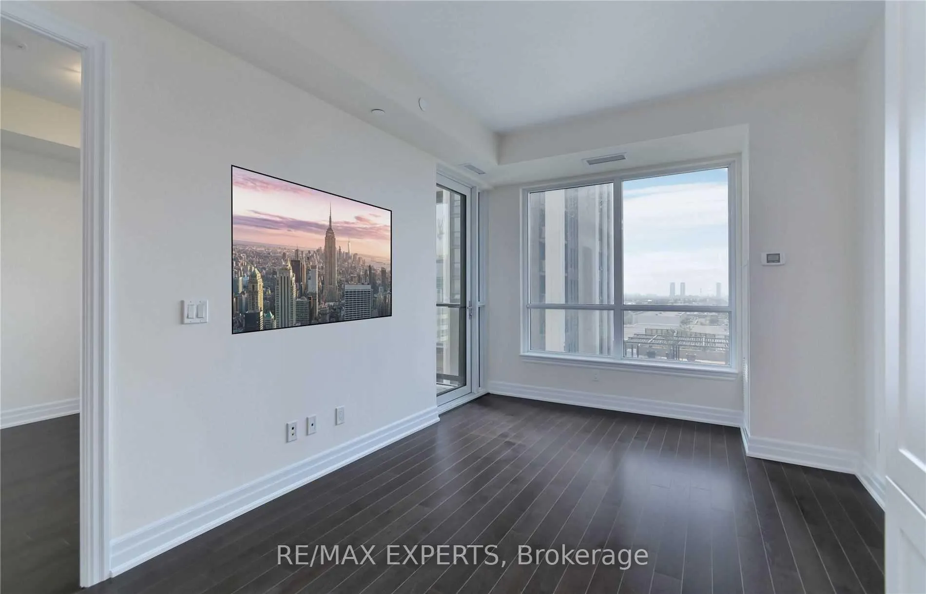 Photo 12 of Unit 907, 9085 Jane Street, Vaughan, Concord — HOMEH